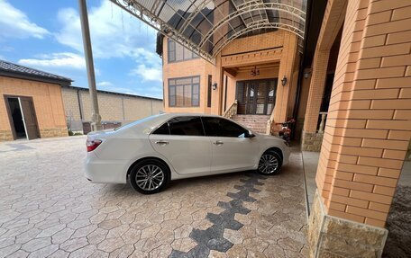 Toyota Camry, 2017 год, 2 780 000 рублей, 6 фотография