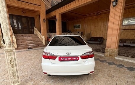 Toyota Camry, 2017 год, 2 780 000 рублей, 7 фотография