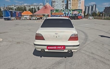 Daewoo Nexia I рестайлинг, 2004 год, 80 000 рублей, 4 фотография
