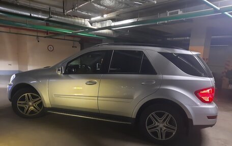 Mercedes-Benz M-Класс, 2010 год, 1 680 000 рублей, 7 фотография