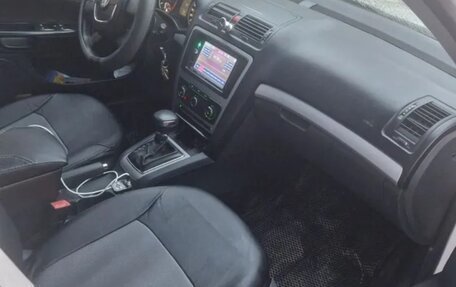 Skoda Octavia, 2012 год, 718 000 рублей, 3 фотография