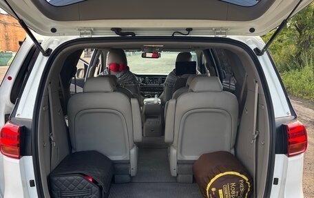 KIA Carnival III, 2019 год, 2 630 000 рублей, 12 фотография