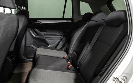 Volkswagen Tiguan II, 2021 год, 2 989 898 рублей, 10 фотография