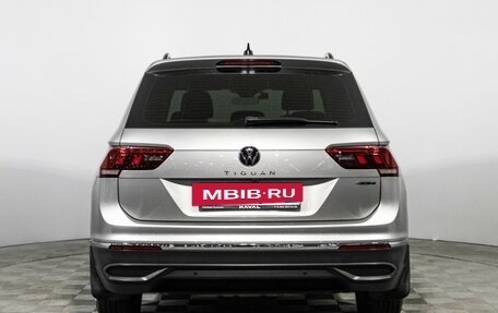 Volkswagen Tiguan II, 2021 год, 2 989 898 рублей, 6 фотография
