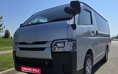 Toyota RegiusAce, 2018 год, 3 000 000 рублей, 1 фотография