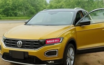 Volkswagen T-Roc I, 2021 год, 2 000 000 рублей, 1 фотография