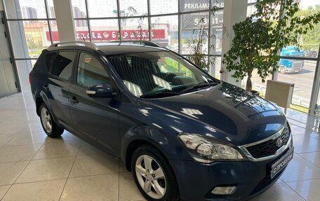 KIA cee'd I рестайлинг, 2010 год, 749 000 рублей, 3 фотография