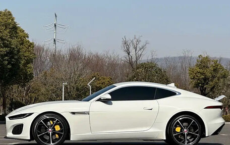 Jaguar F-Type I рестайлинг 2, 2021 год, 4 460 000 рублей, 2 фотография