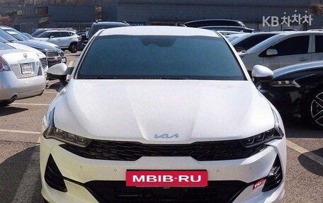 KIA K5, 2022 год, 1 610 000 рублей, 2 фотография
