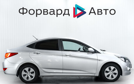 Hyundai Solaris II рестайлинг, 2015 год, 850 000 рублей, 8 фотография