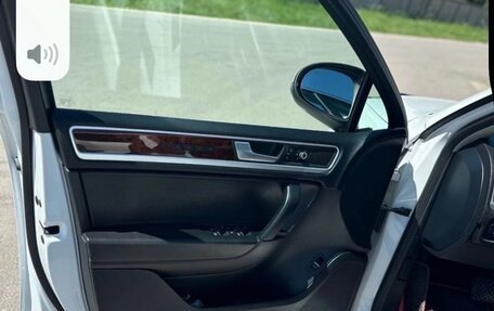 Volkswagen Touareg III, 2012 год, 2 050 000 рублей, 10 фотография