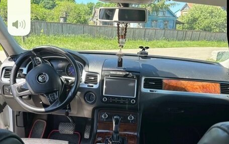Volkswagen Touareg III, 2012 год, 2 050 000 рублей, 6 фотография