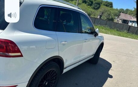 Volkswagen Touareg III, 2012 год, 2 050 000 рублей, 8 фотография