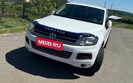 Volkswagen Touareg III, 2012 год, 2 050 000 рублей, 3 фотография