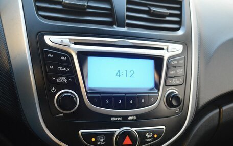 Hyundai Solaris II рестайлинг, 2012 год, 439 000 рублей, 8 фотография