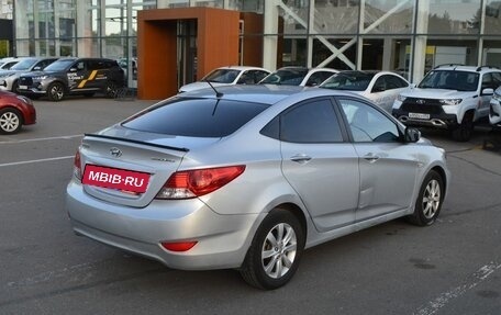 Hyundai Solaris II рестайлинг, 2012 год, 439 000 рублей, 2 фотография