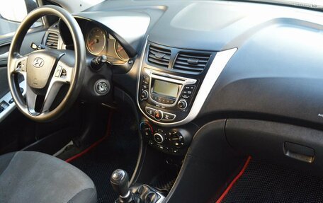 Hyundai Solaris II рестайлинг, 2012 год, 439 000 рублей, 10 фотография
