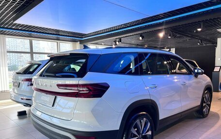 Skoda Kodiaq, 2025 год, 5 390 000 рублей, 3 фотография