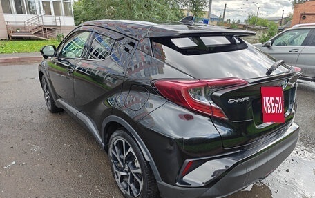 Toyota C-HR I рестайлинг, 2018 год, 2 050 000 рублей, 5 фотография