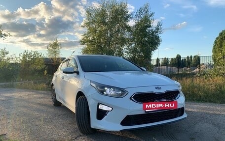 KIA cee'd III, 2019 год, 1 400 000 рублей, 2 фотография