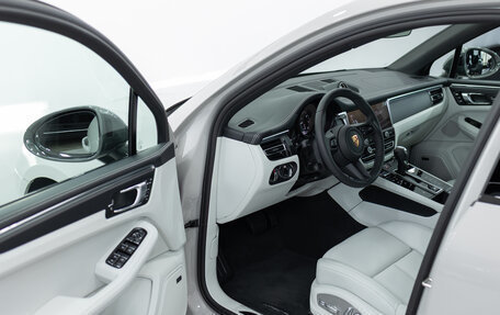 Porsche Macan I рестайлинг, 2025 год, 12 290 000 рублей, 7 фотография