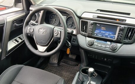 Toyota RAV4, 2017 год, 2 099 000 рублей, 9 фотография