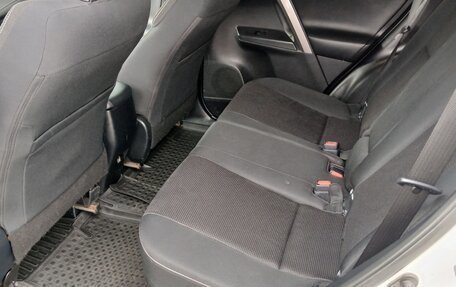 Toyota RAV4, 2017 год, 2 099 000 рублей, 19 фотография