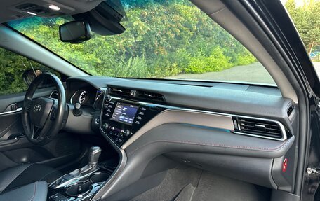 Toyota Camry, 2020 год, 2 990 000 рублей, 30 фотография
