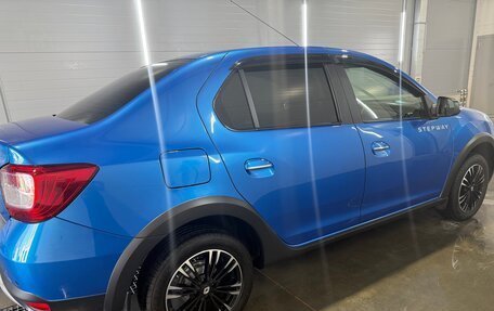 Renault Logan II, 2018 год, 1 250 000 рублей, 5 фотография