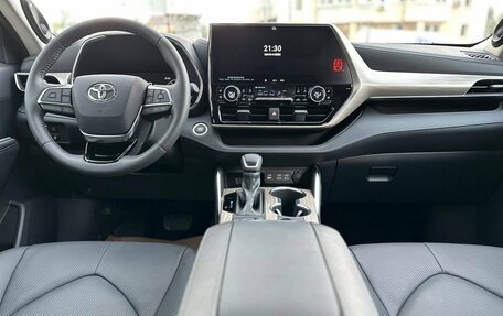 Toyota Highlander, 2025 год, 5 150 000 рублей, 21 фотография