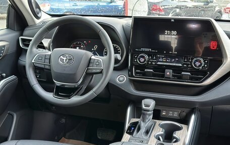 Toyota Highlander, 2025 год, 5 150 000 рублей, 24 фотография