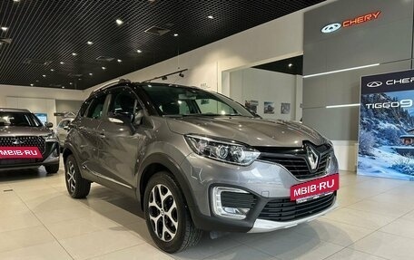 Renault Kaptur I рестайлинг, 2018 год, 1 240 000 рублей, 3 фотография