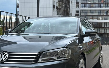 Volkswagen Passat B7, 2011 год, 1 100 000 рублей, 2 фотография