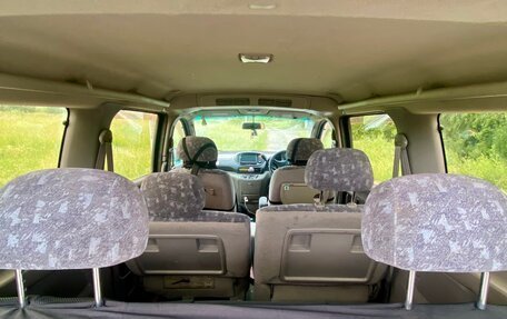 Nissan Serena II, 2000 год, 680 000 рублей, 11 фотография