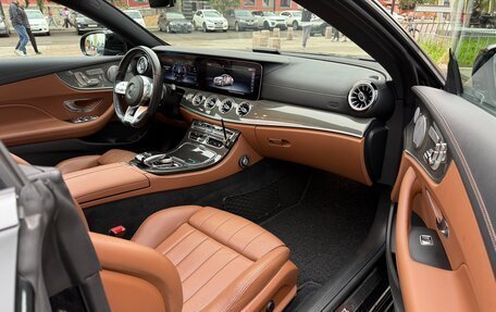 Mercedes-Benz E-Класс, 2018 год, 4 450 000 рублей, 14 фотография