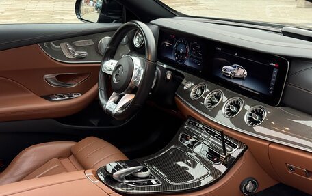Mercedes-Benz E-Класс, 2018 год, 4 450 000 рублей, 21 фотография