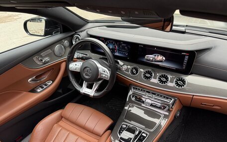 Mercedes-Benz E-Класс, 2018 год, 4 450 000 рублей, 36 фотография