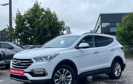 Hyundai Santa Fe III рестайлинг, 2017 год, 2 349 000 рублей, 3 фотография