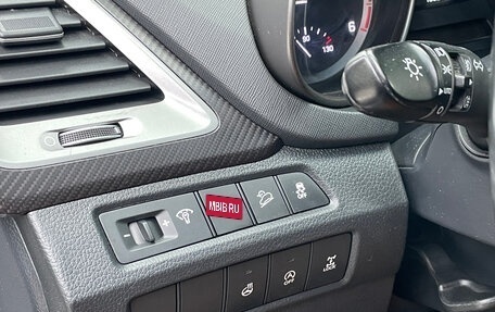 Hyundai Santa Fe III рестайлинг, 2017 год, 2 349 000 рублей, 12 фотография