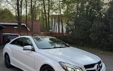 Mercedes-Benz E-Класс, 2015 год, 2 570 000 рублей, 2 фотография