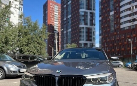 BMW 5 серия, 2019 год, 3 300 000 рублей, 1 фотография