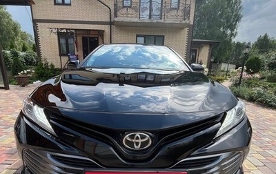 Toyota Camry, 2020 год, 3 000 000 рублей, 1 фотография