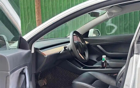 Tesla Model 3 I, 2021 год, 1 960 000 рублей, 5 фотография