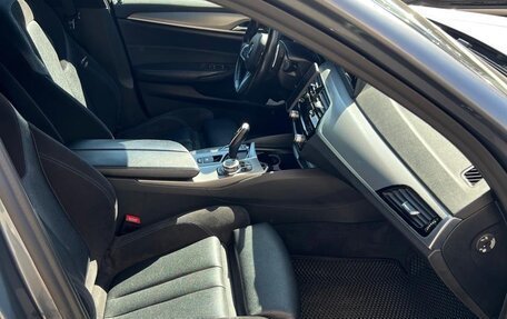 BMW 5 серия, 2019 год, 3 300 000 рублей, 6 фотография