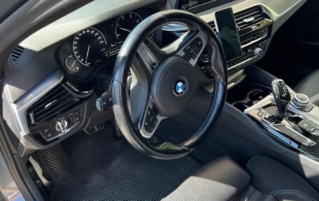 BMW 5 серия, 2019 год, 3 300 000 рублей, 12 фотография