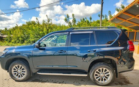 Toyota Land Cruiser Prado 150 рестайлинг 2, 2018 год, 5 000 000 рублей, 2 фотография