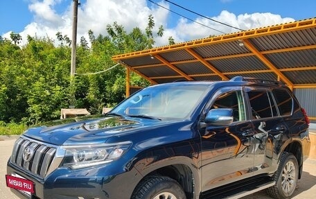 Toyota Land Cruiser Prado 150 рестайлинг 2, 2018 год, 5 000 000 рублей, 8 фотография