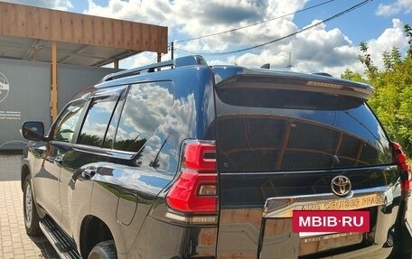Toyota Land Cruiser Prado 150 рестайлинг 2, 2018 год, 5 000 000 рублей, 3 фотография