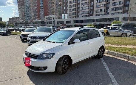 Volkswagen Golf Plus II, 2011 год, 800 000 рублей, 3 фотография