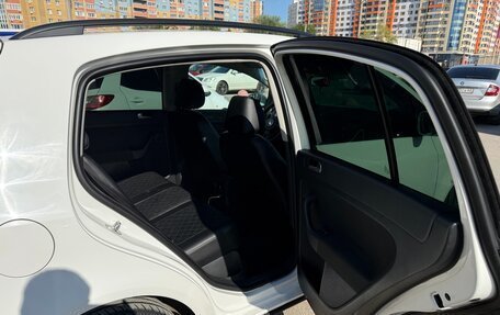 Volkswagen Golf Plus II, 2011 год, 800 000 рублей, 16 фотография
